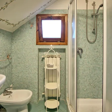 Country house Casa Rossa By Posarellivillas *