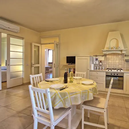 Casa Rossa By Posarellivillas Landhuis Luia
