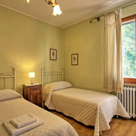 Country house Casa Rossa By Posarellivillas Luia