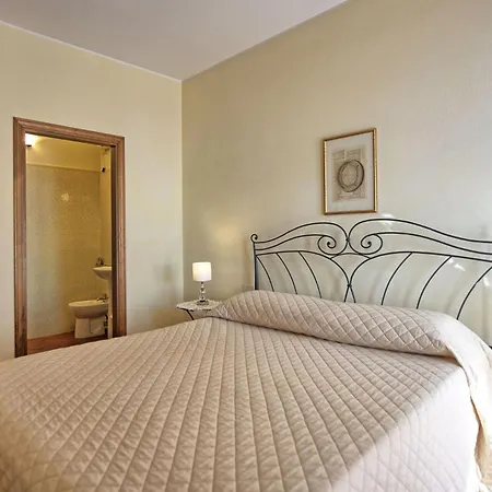 Casa Rossa By Posarellivillas Landhuis Luia